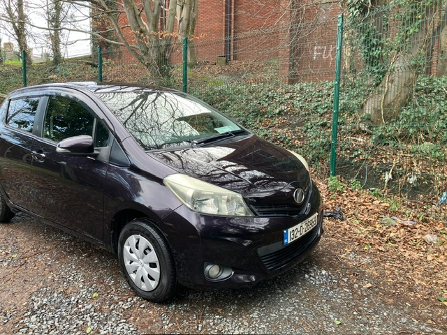 Used Toyota Vitz 2013 in Dublin