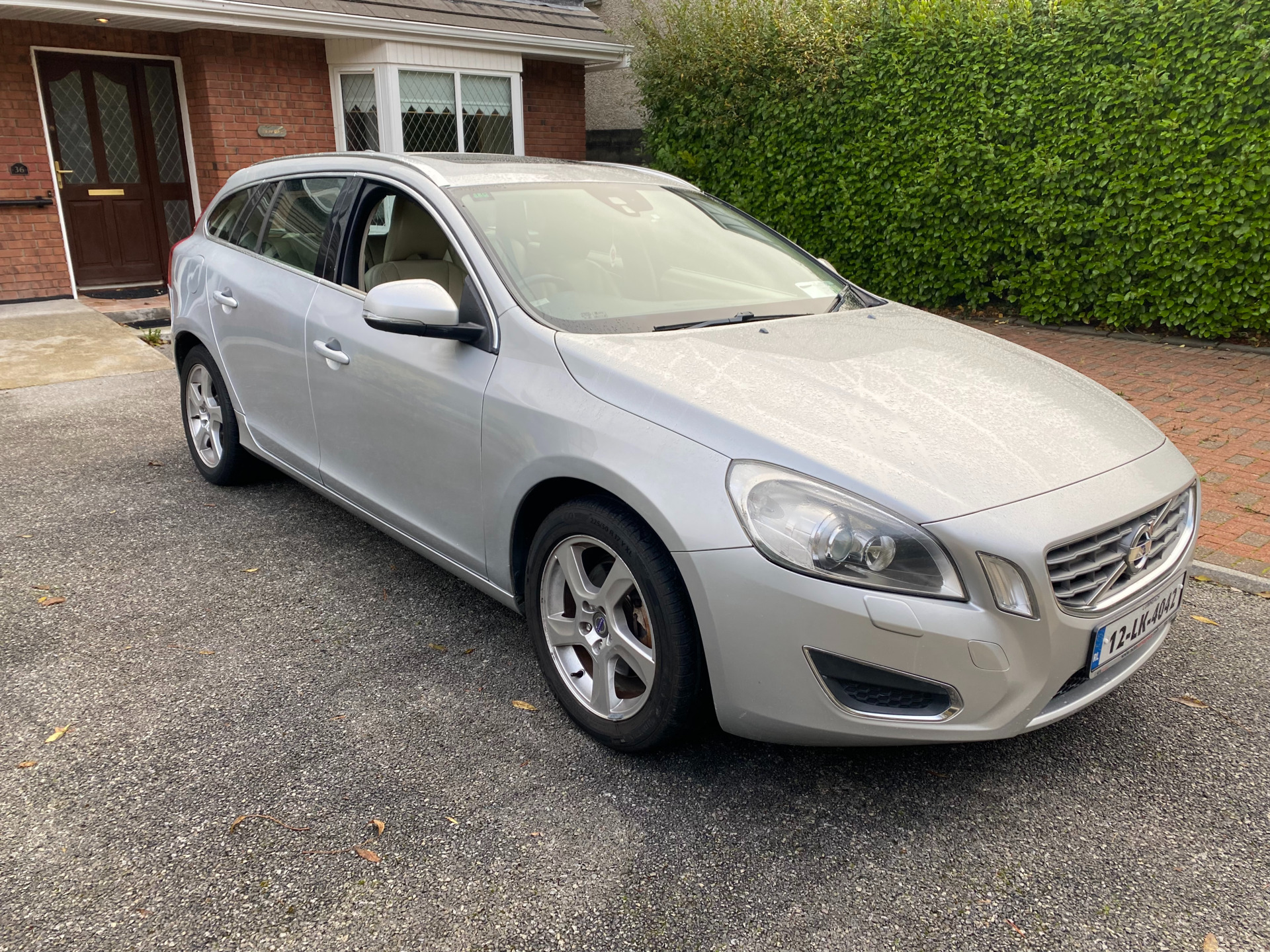 Used Volvo V60 2012 in Clare